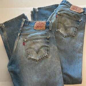 Men’s Levies 501 jeans size 32x36.